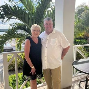 Meet your Posher, Loretta